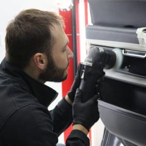 Полировка в салоне автомобиля