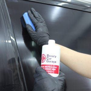 Нанесение антидождя