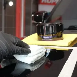 Воск для маскировки царапин