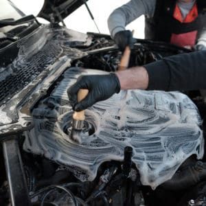 Детейлинг мойка подкапотного