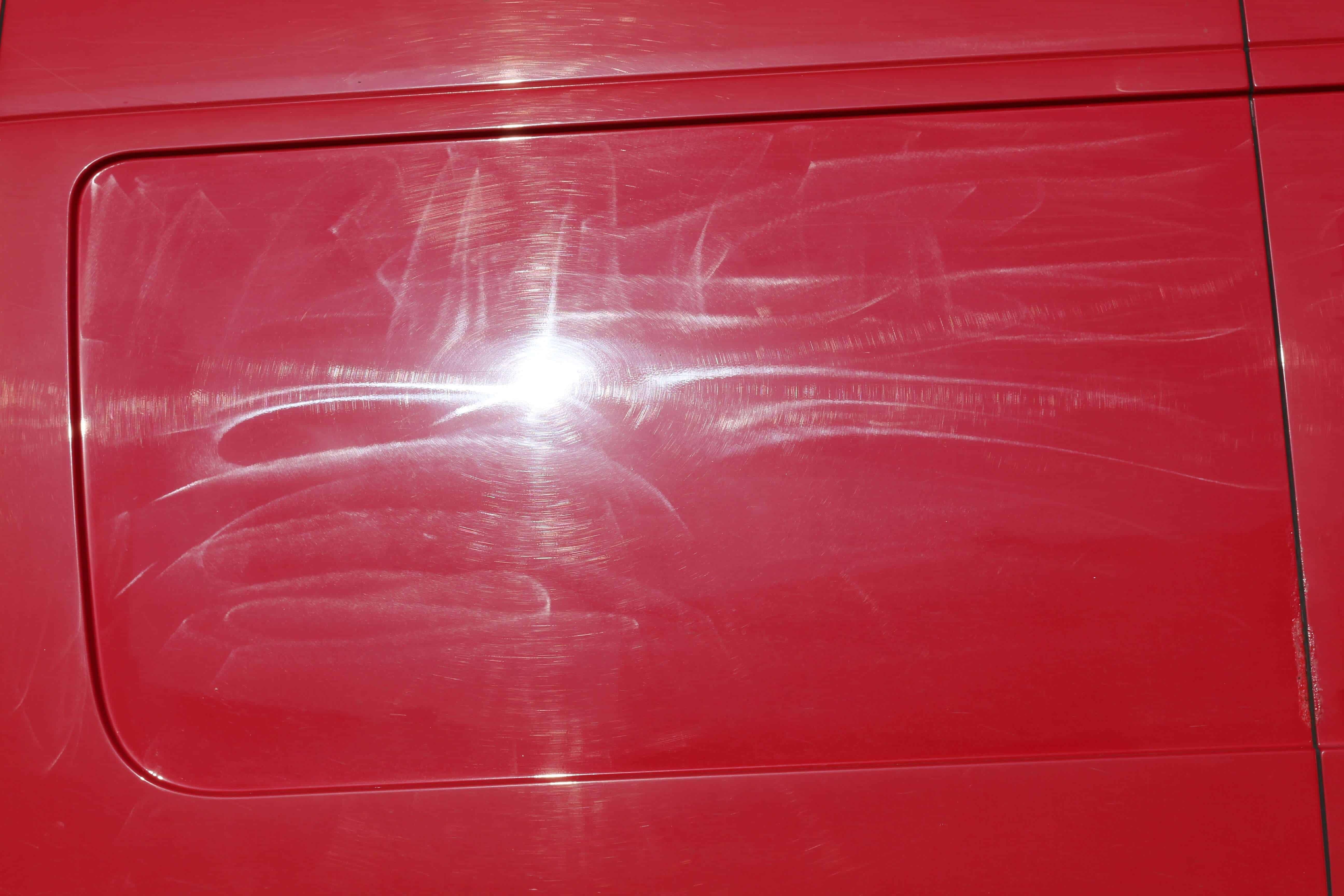 Голограммы – результат ошибок при полировке, по ним даже видно траекторию работы полировальной машинкой