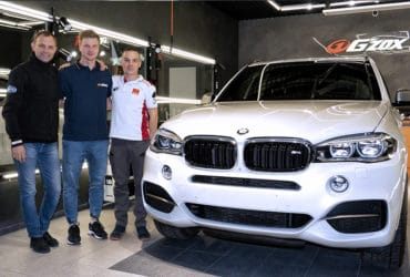 студент школы детейлинга