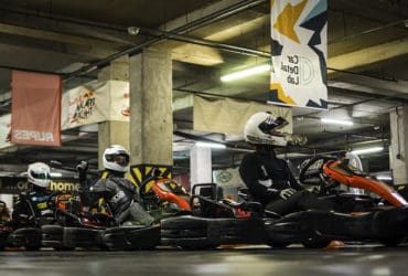 Финиш гонок по картингу