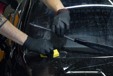 очистка лобового стекла