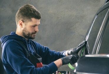 оклейка опасных зон авто