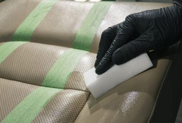 обработка кожи салона авто