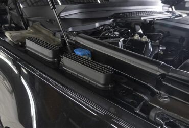 чистое подкапотное пространство