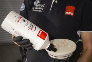 загрузка белого круга пастой UNO Protect