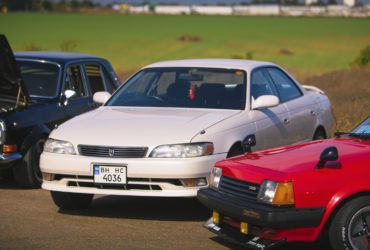 выставка автомобилей на 6-м километре в Одессе