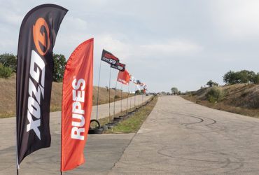 флаги RUPES и SOFT99 на гонках