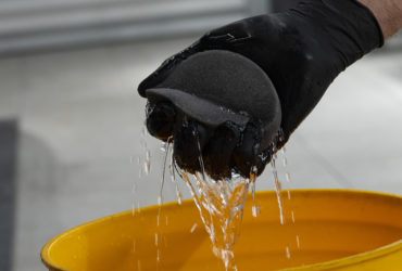 Фото смачивания губки