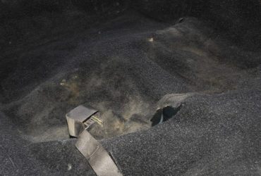 багажник автомобиля перед химчисткой