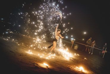 фаер-шоу на фестивале авто