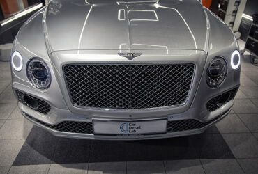 капот Bentley Bentayga после детейлинга