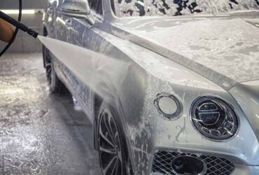 мойка Bentley Bentayga из АВД