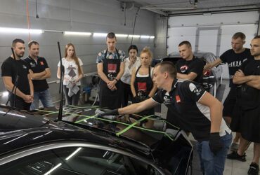 четвертая группа школы CDL на модуле полировки